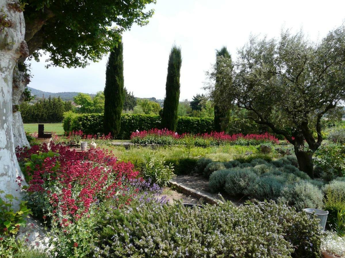 La Capucine Bed & Breakfast Lagnes Exterior photo