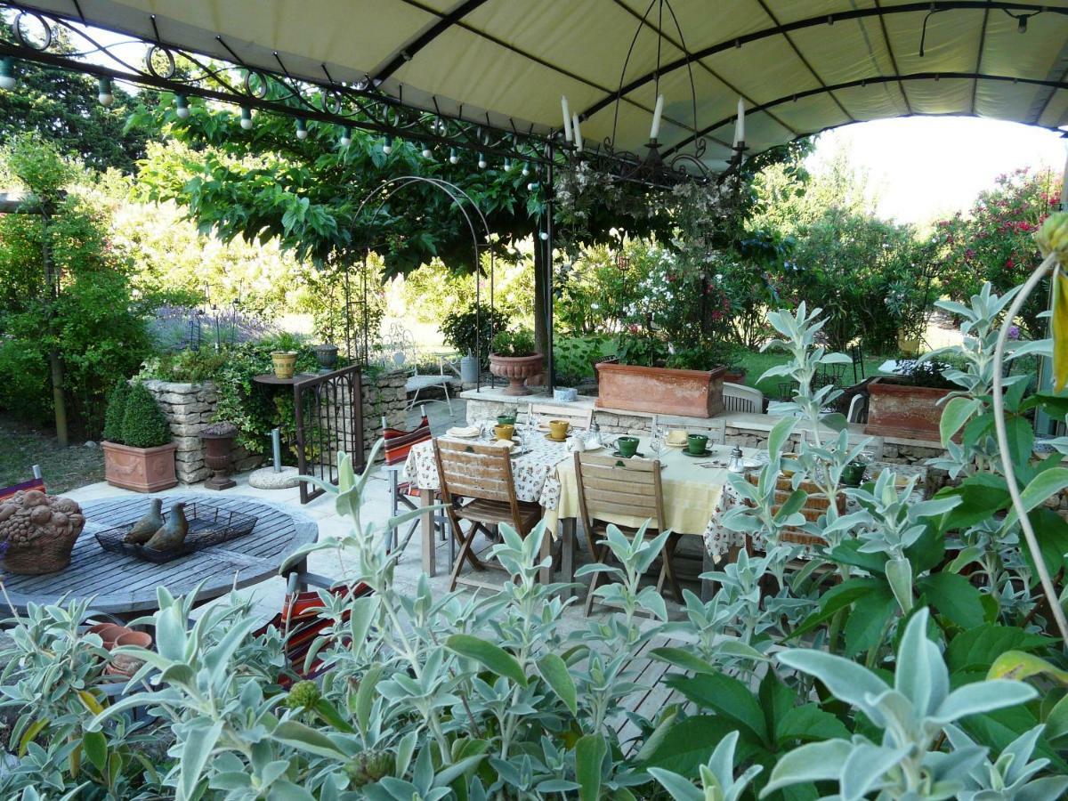 La Capucine Bed & Breakfast Lagnes Exterior photo